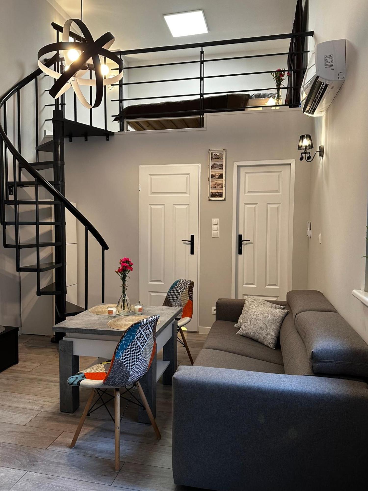 Miniapartament Jelonka Jelenia Góra Esterno foto